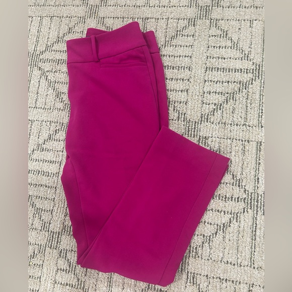The Limited Hot Pink Straight Leg Pants size 2R - Picture 3 of 7